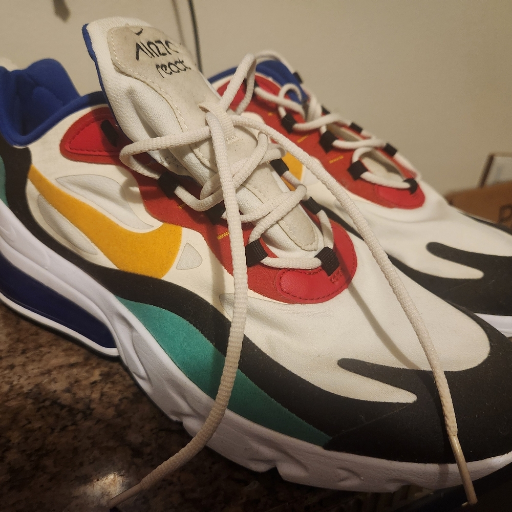 Nike Air Max 270 React